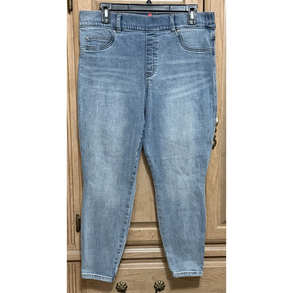 Spanx Denim Jeans Women's Size XL Petite Blue Cropped Slim Pull On Tapered